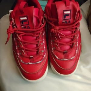 Fila Disruptor size 10 red sneaks